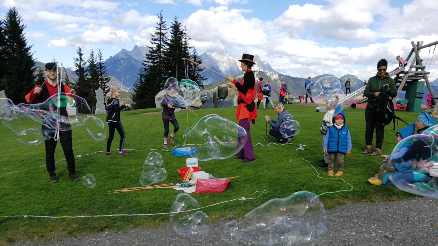 Bergbahn Fieberbrunn mit Kinderspielplatz